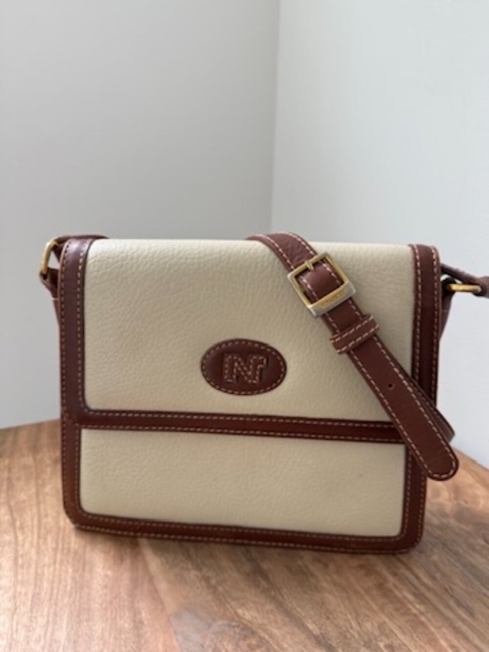 Vintage NINA RICCI Paris Cream Brown Leather Crossbody Bag Flap Purse N Logo